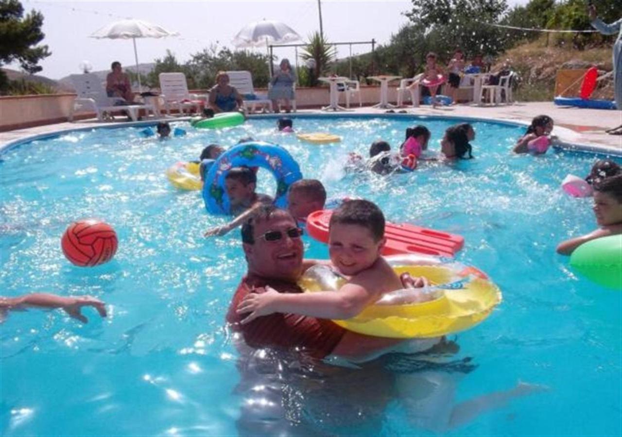 Terra Nostra Bed & Breakfast Cattolica Eraclea Bagian luar foto